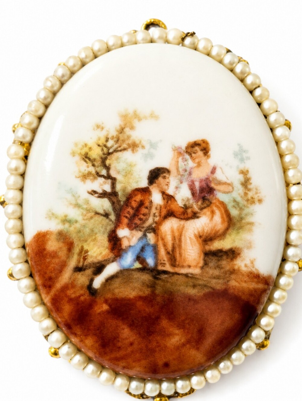 Vintage Cameo The Lovers Brooch MCM Faux Pearl Gold Tone Romantic Pin